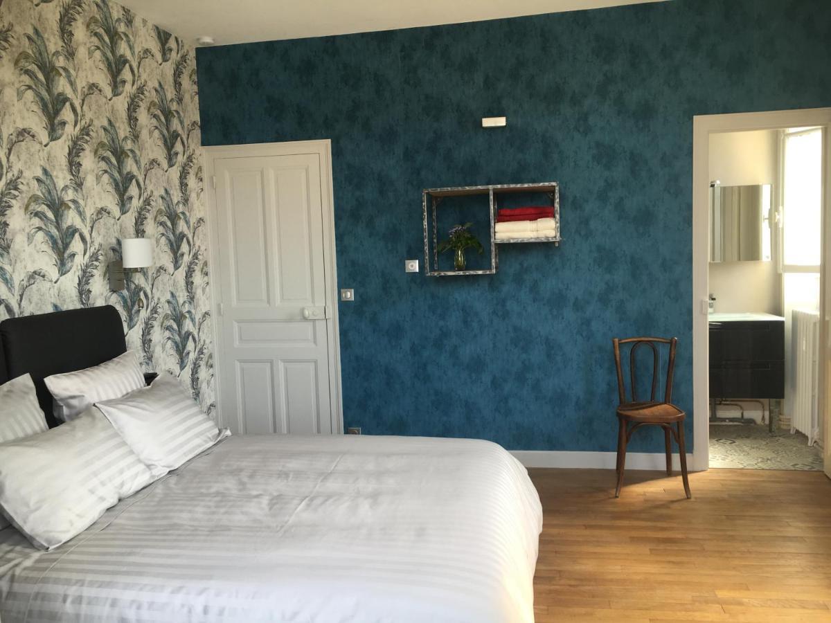 Bed and Breakfast Les Roches Bleues Юзерш Екстер'єр фото